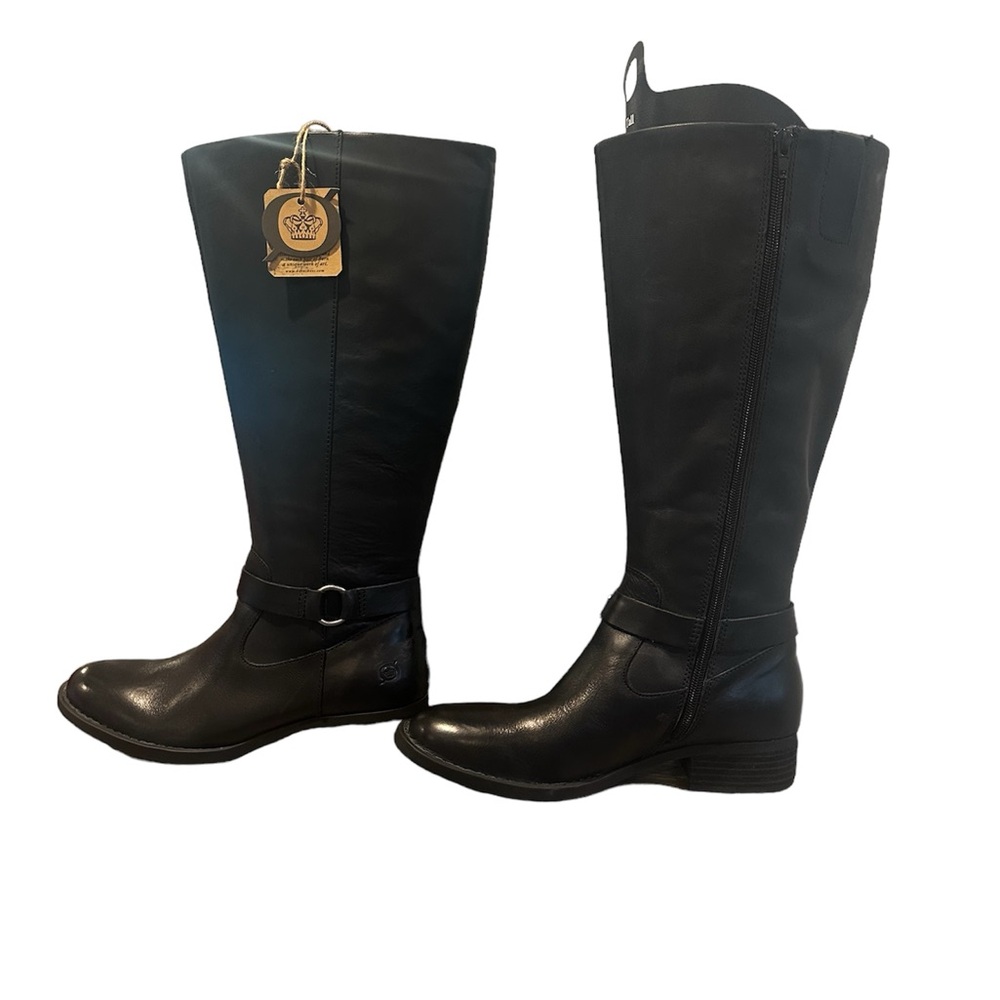 Born Saddler Size 8.5 M  Black Colored/Wide Calf Leather Knee High Boots
